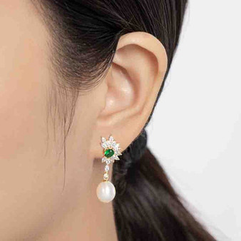 Luxury Natural Cultured Freshwater Pearl Drop Earring
