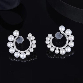 Circle Pearl Elegant Stud Earring