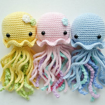 Pastel Jellyfishes Crochet Toys | Wool Crochet Products | CT099