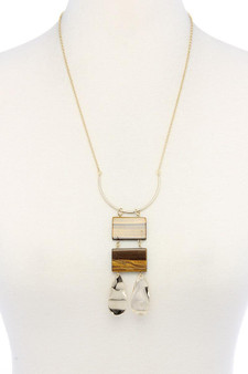 Modern Chic Pendant Necklace