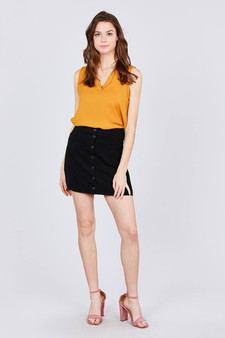 Sleeveless V-neck Woven Top