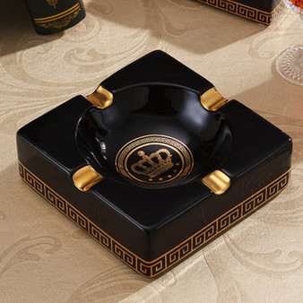 European Creative Personality Ceramic Crown Ashtray Home Living Room Coffee Table Ashtray Decorations Noble Business Gifts M2504