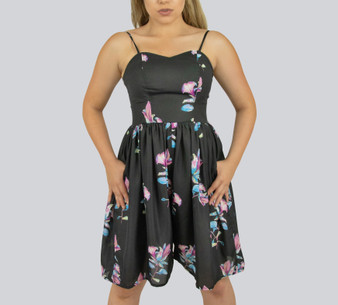 Sweetheart Neckline and Pocket Romper by Smart Marché