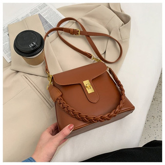 Weave Shoulder strap Armpit bag 2020 New High quality PU Leather Women's Designer Handbag High capacity Shoulder Messenger Bag