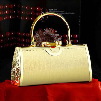 Vintage Golden Women Evening Bags Metal Diamonds Evening Bags Party Cocktail Small Handle Handbags For New Design Wallets