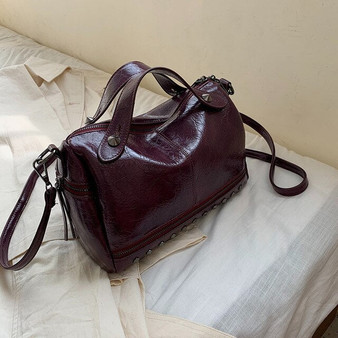 Vintage Large Tote bag 2020 Fashion New High quality Leather Women's Designer Handbag High capacity Rivet Shoulder Messenger Bag