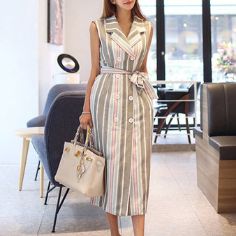 Colorfaith New 2020 Women Summer Dress Sleeveless High Waist Striped Single-breasted Lace Up Cotton and Linen Long Dress DR012