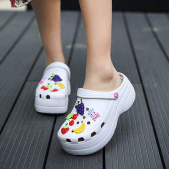 Summer Women  Clogs Platform Garden Sandals Cartoon Fruit Slippers Slip On For Girl Beach Shoes Fashion Slides Outdoor