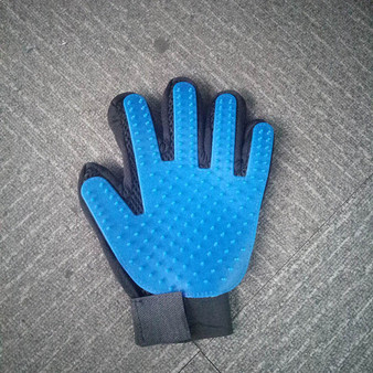 Pet Grooming Glove Available for the Right or Left Hand (Different Colors)