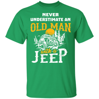 NewmeUp Men's Never Underestimate An Old Man With A Jeep Tshirts