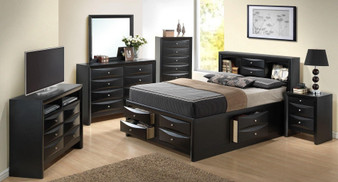 G1500GKSB3NTV 3 Piece Set including King Size Bed, Nightstand and Media Chest in Black
