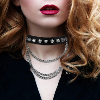 Rivet Spider Chain Choker