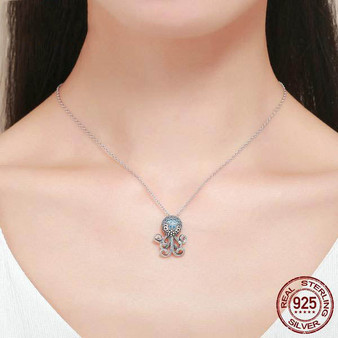 (925 Sterling Silver) Octopus Necklace