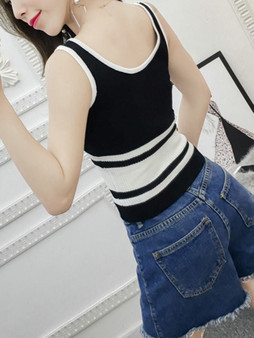 Casual Basic Scoop Neck Striped Sleeveless T-Shirt