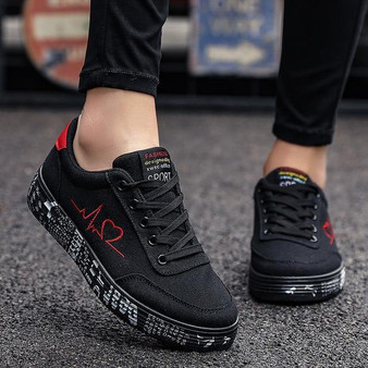 Women Vulcanized Shoes Sneakers Ladies Lace-up Casual Shoes Breathable Canvas Lover Shoes Graffiti Flat