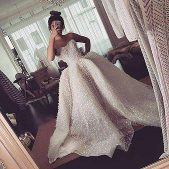 Luxury Sweetheart Sleeveless Tulle Wedding Dress Ball Gown W524