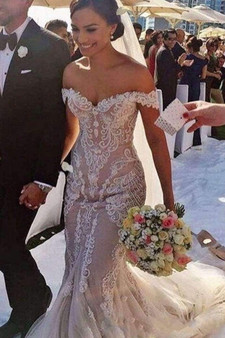 Mermaid Lace Appliques Off Shoulder Wedding Dress Sweep Train W487