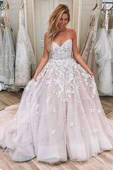 Charming Lace Appliques Spaghetti Straps Sweetheart Ball Gown Wedding Dress W440