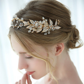 The Delicate Love Leaf Crown - hand wired - Headpiece