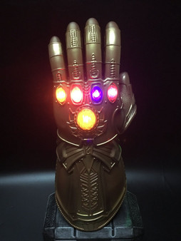 Avengers Infinity War LED Infinity Gauntlet Thanos LED Gloves Cosplay Props