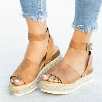 Women's flat sandals