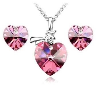 Diamond Heart Necklace (Ships from USA)