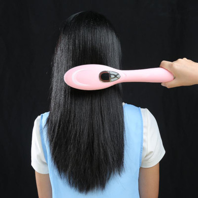 Straightening Dry Hair Comb
