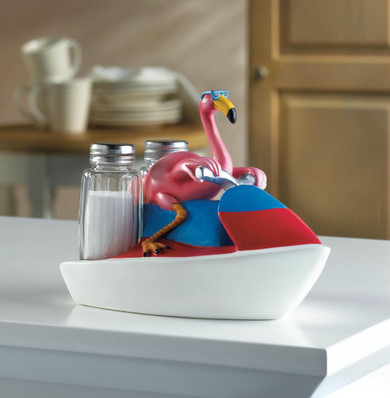 FLAMINGO JET SKIING SHAKERS