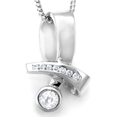 18K White Gold Unique Diamond Pendant