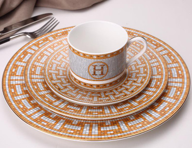A Ceramic Dinner Plates Geometric Pattern Ceramic Dish  Charger Plate Yellow Grid Dinnerware Plate Set Serving Dish Bone China