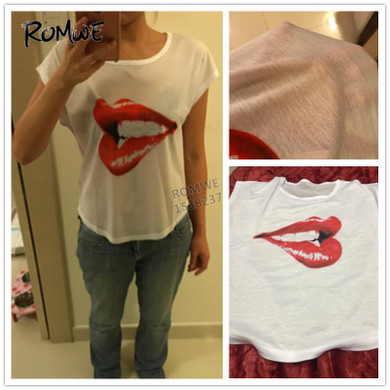 ROMWE Hot Lip Print Dolman Sleeve Tee 2018 Casual Women Regular Fit Tee Shirts Ladies Summer Round Neck Short Sleeve T-Shirt