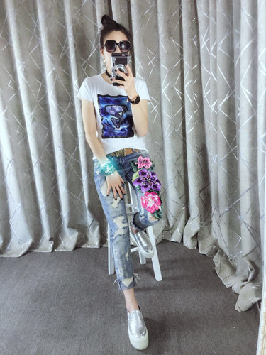 3D Embroidery Jeans Women Fashion Denim Embroidered Flowers Embroidery Scratched Jeans Woman Skinny Beading Pencil Pants A150