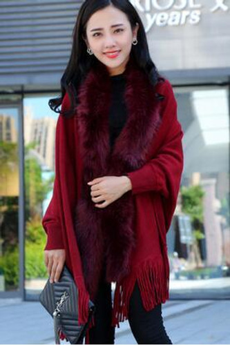 2018 autumn Winter Womens Capes and Ponchos Fashion Faux Fur Collar Cashmere Sweater Women Knitted Cardigan Poncho s1150