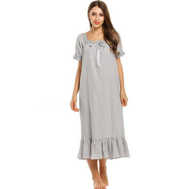 New 2017 Women Sleepwear Female Nightdress Cotton Nightgown Cute Short-Sleeved Women's Home Clothes Sleepwear
