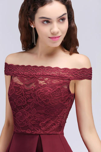 In Stock Cocktail Dresses 2018 Simple A-Line Boat Neck lace Satin Women Short Vestidos Sexy Women off shoulder Cocktail Dresses In Stock Cocktail Dresses 2018 Simple A-Line Boat Neck lace Satin Women Short Vestidos Sexy Women off shoulder Cocktail Dresses