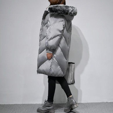 2017 New Women Winter Coats and Jackets Thicken Down Coat Fashion Loose Long Parkas Women Down Jacket Snow Outerwear ST422