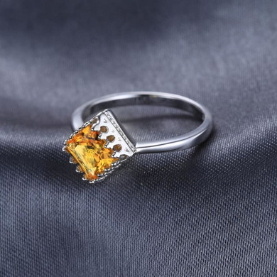 Square Shaped 1.4 carat Natural Yellow Citrine Gemstone Ring