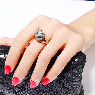 Rose Gold Grey Pearl Ring & Earrings Set