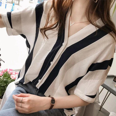 2018 New Summer Blouses Women V-Neck Batwing Sleeve Shirts Femme Fashion Striped Tops Plus Size Blusas Femininas Camisas Mujer