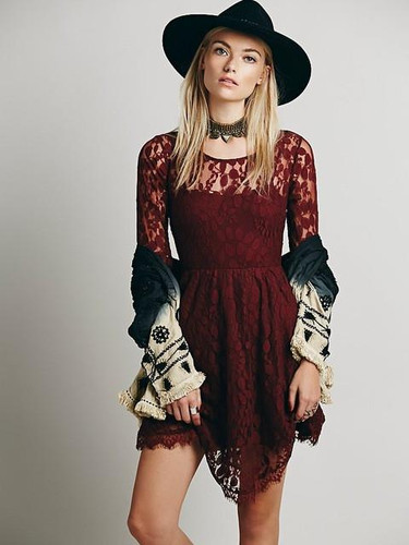 Bohemian Floral Mesh Summer Dress with Sheer Lace and Scalloped Hem – Stylish Hippie Embroidery, No Lining