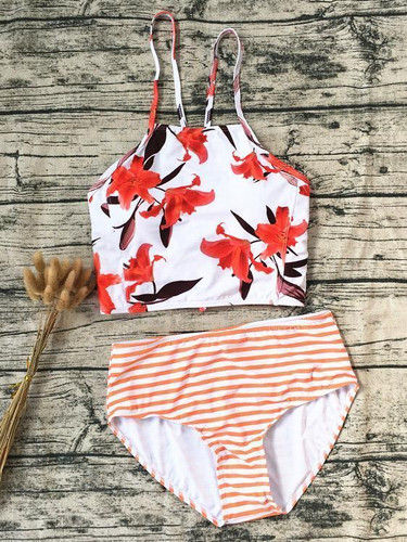 Trendy Floral Halter Neck Two-Piece Bikini Swimsuit for Women