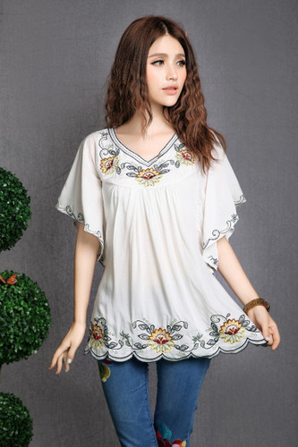 Plus Size Floral Embroidered Maternity Blouse - Vintage Summer Casual Shirt for Pregnant Women