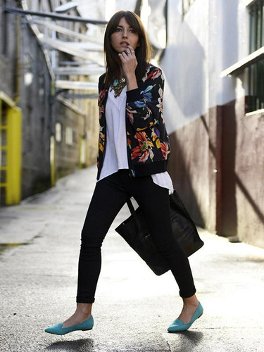 Pretty Floral Printed Stand Collar Zipper Bomber Jacket Tops