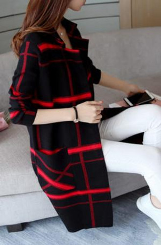 2017 New spring autumn Knitted cardigan lady plaid long Trench Coat Fashion slim women sweater Woman simple warm Windbreaker