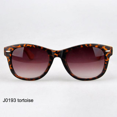 j0193  bamboo sunglasses with nature bamboo case