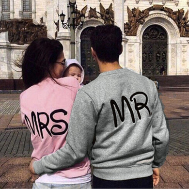 Couple Clothes Winter Long Sleeve Cotton Tops MR MRS Letter Printed Pullover Hoodies Couples Lovers Sweatshirt for Men Women