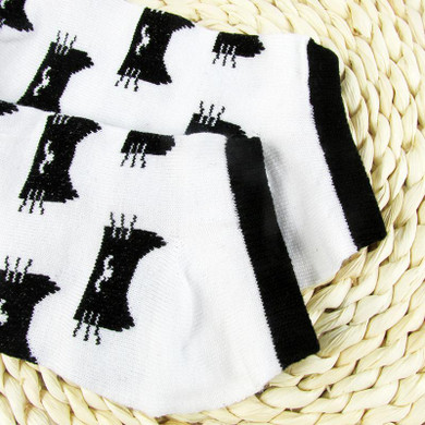 CAT Warm comfortable cotton bamboo fiber girl women's socks low female invisible color girl boy hosier 1pair=2pcs Ankle Sock