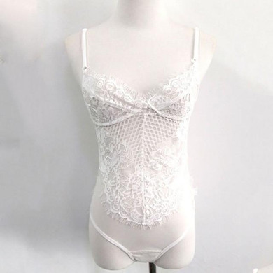2017 New Sexy Lace Hollow Vest Deep V Teddy Bodysuit Transparent Europe Thin Thongs Bra Sets Shapers Panty Shaper Backless Bra