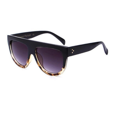 2016 Fashion Sunglasses Brand Designer Vintage Women Flat Top Sun glasses Female Rivet Shades Oversize Eyewear Oculos De Sol