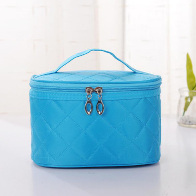 Cosmetic Case Female Quilted Professional Cosmetic Bag Women's Large Capacity Storage Handbag Travel Toiletry Makeup Bag UBM046 Cosmetic Case Female Quilted Professional Cosmetic Bag Women's Large Capacity Storage Handbag Travel Toiletry Makeup Bag UBM046
